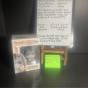 BNIB POP 254 WINNIE THE POOH EEYORE